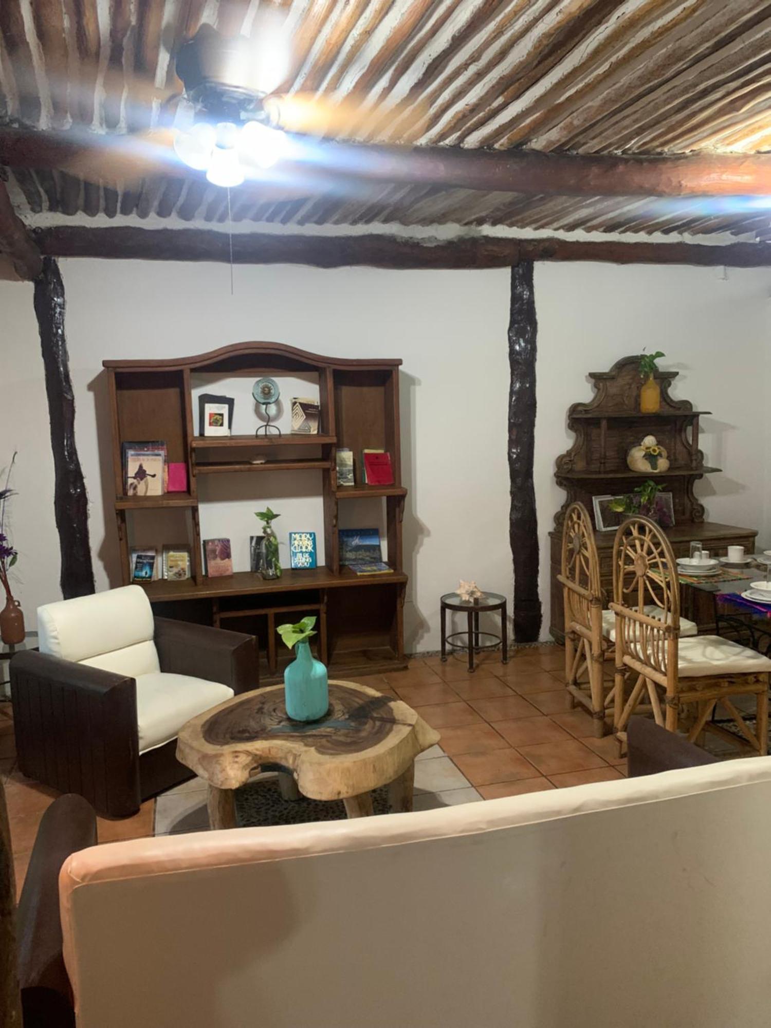 Casa Caribe Cancun Dış mekan fotoğraf Interior of a typical house in San Cristóbal de Las Casas